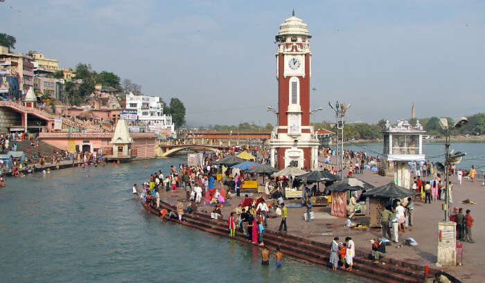 Famous Temple Near Ganga