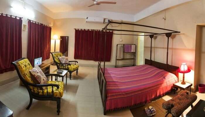 Place to stay in Puri