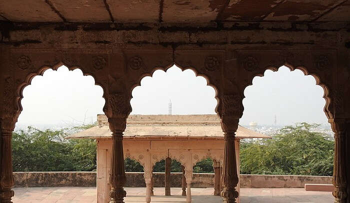rchitectural beauty of the fort