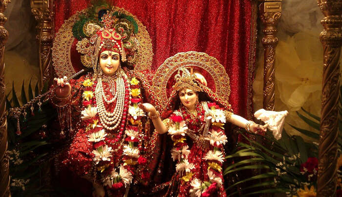 Beautiful Statue of Radha and Krishna