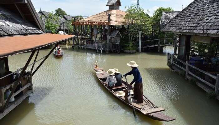 Floating Market