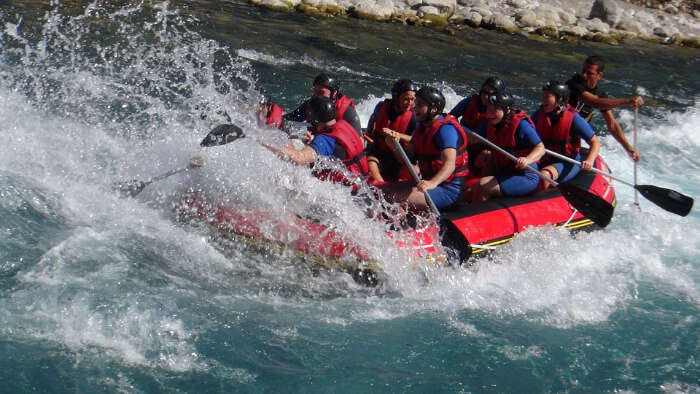 Rafting in White Water