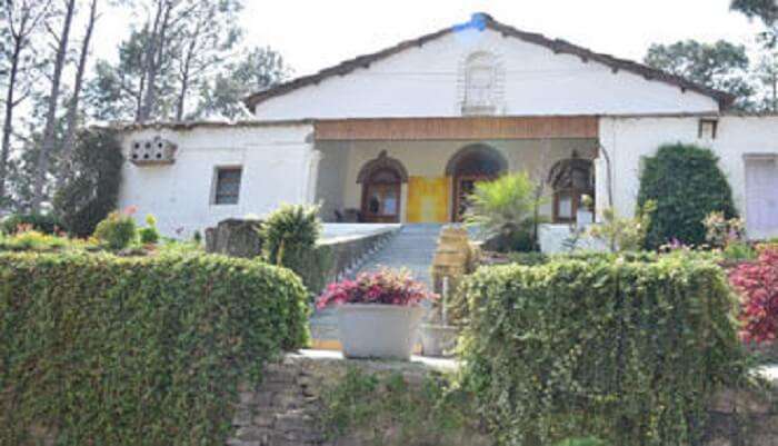 Deodar Homestay In Almora