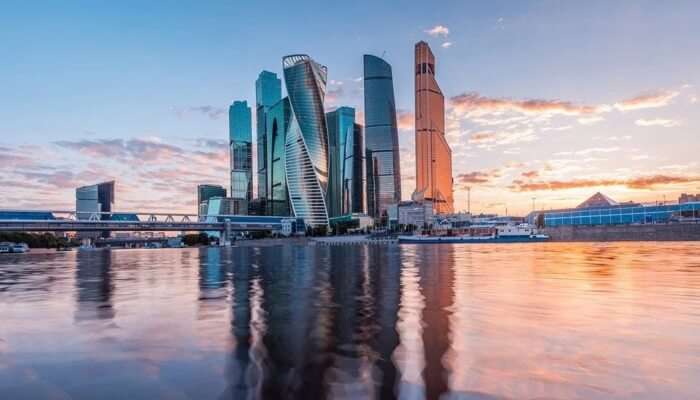 Explore amazing Moscow City