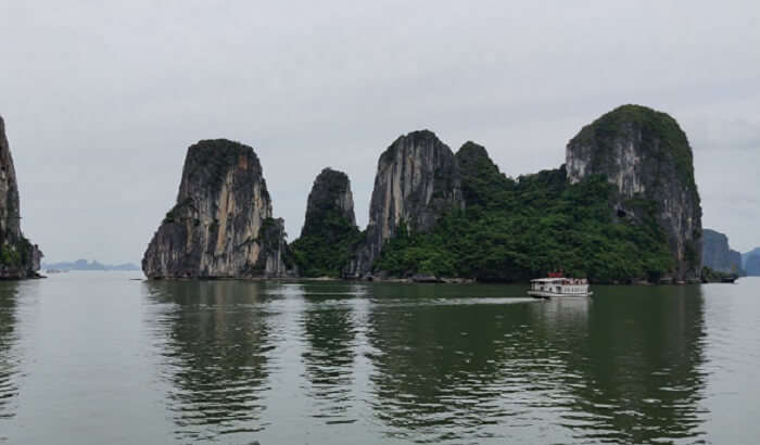 halong bay view