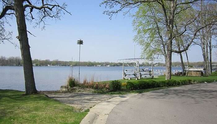 Indiana Lakes - For A Bicycle Tour