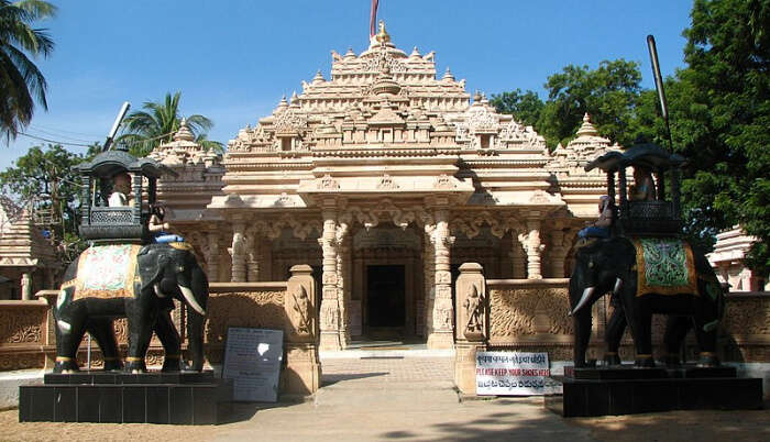 Famous Jain Temple in Telangana