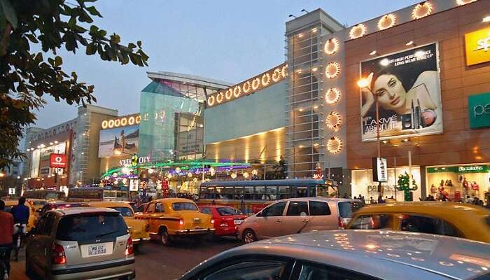 Kolkata Apartment Near Mall City