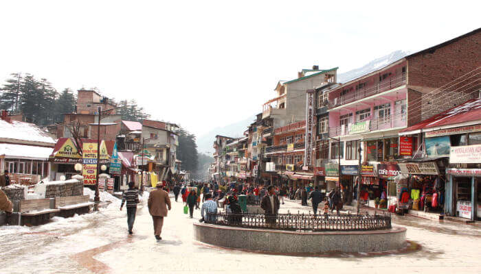 Manali Mall Road