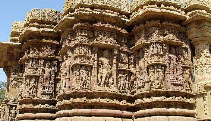 oldest temples in Ahmedabad