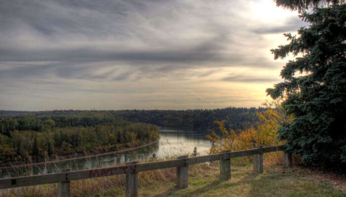 North Saskatchewan River edmonton1