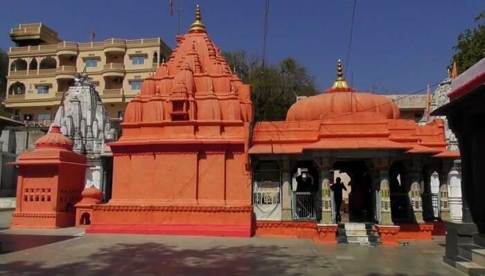 Raj Rajeshwar Temple