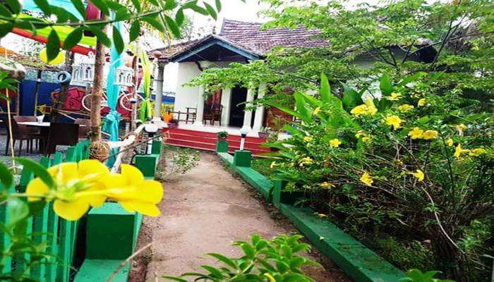 Sreenivasa Homestays