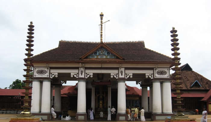 temple to visit near ernakulam