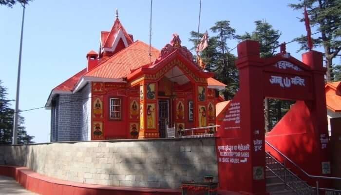 temple in kufri