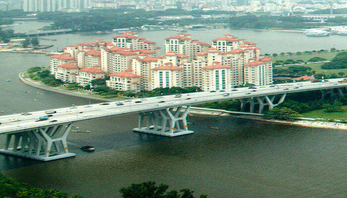 one the longest bridges in Singapore