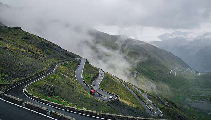 Best Time To Visit Stelvio Pass