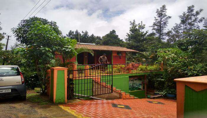 Bhagavathy Budget Cottage