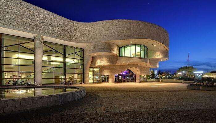 Canadian Museum of History