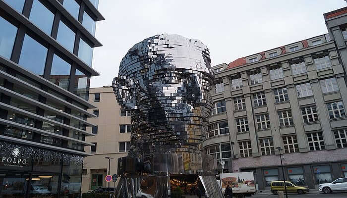  sculpture of the moving face of Franz Kafka