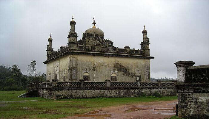 Gaddige Raja's Tomb