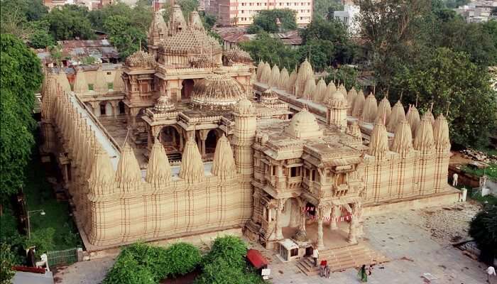 Hutheesing Temple