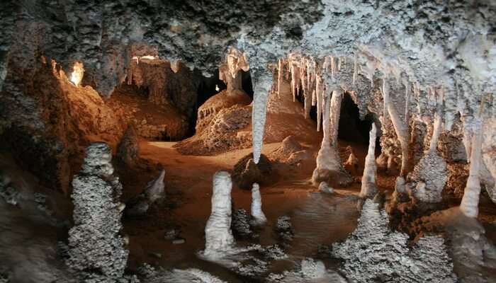 Jenolan Caves