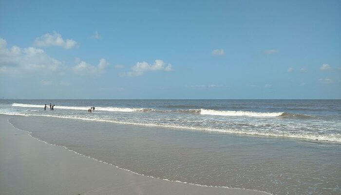 Madh Island Beach