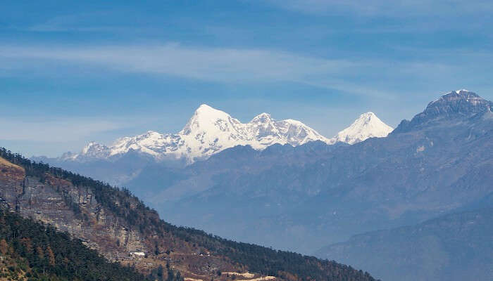 Merak Sakteng Trek