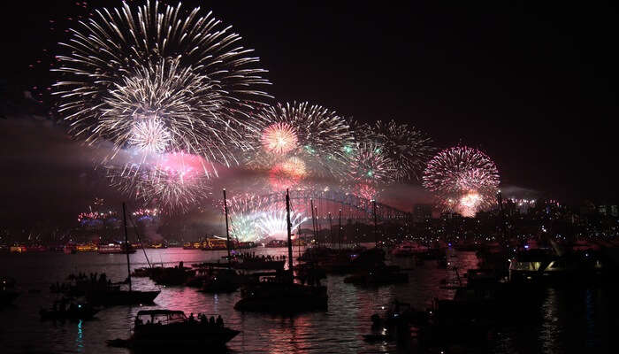 Malam Tahun Baru Di Pelabuhan Sydney