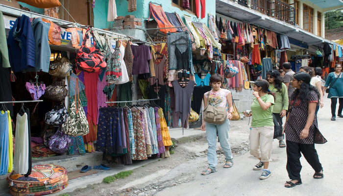 Old Manali Market