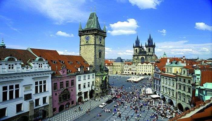 Strolling Around Old Town Square, new year in prague