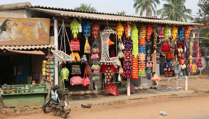Pipli is one of the colorful places to visit in Puri