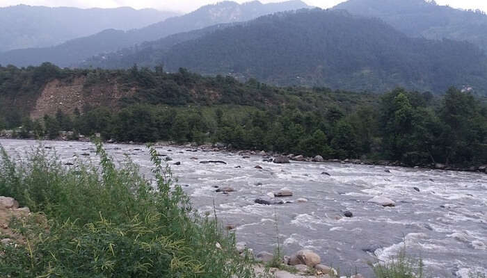 Rafting at riverside, Kullu