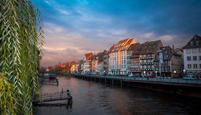 a blend of Franco-German architecture