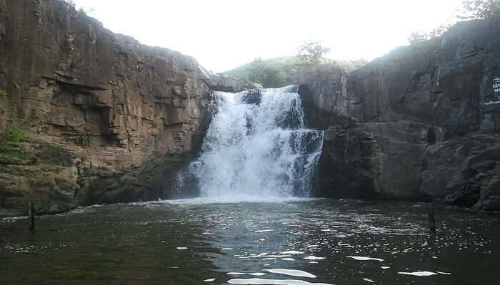 Zarwani Waterfalls