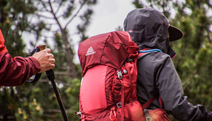 skeleton lake trek