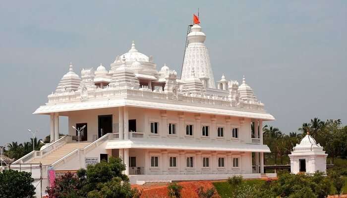 sai baba temple kanyakumari