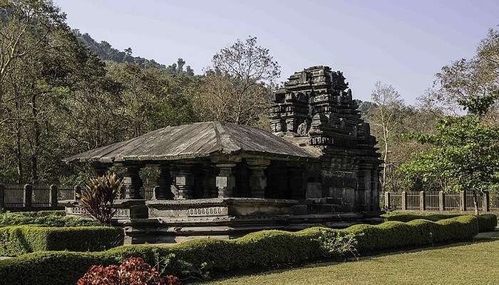  Tambdi Surla Temple