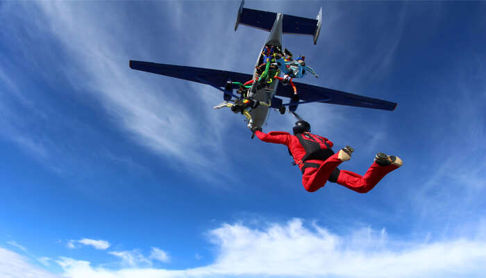 Duration And Cost Of the Skydive In Tasmania