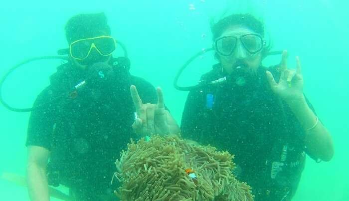 varun enjoying the scuba diving