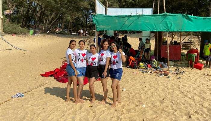 Sanjana visited Goa with friends 