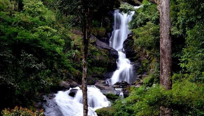 amazing waterfall, karnataka