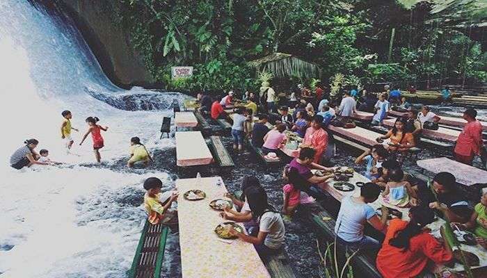  waterfalls restaurant
