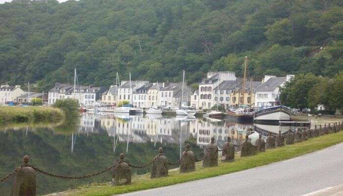 Port Launay a top thing to do in Seychelles in November.