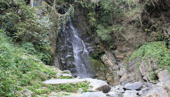 Sadu Chiru Waterfalls