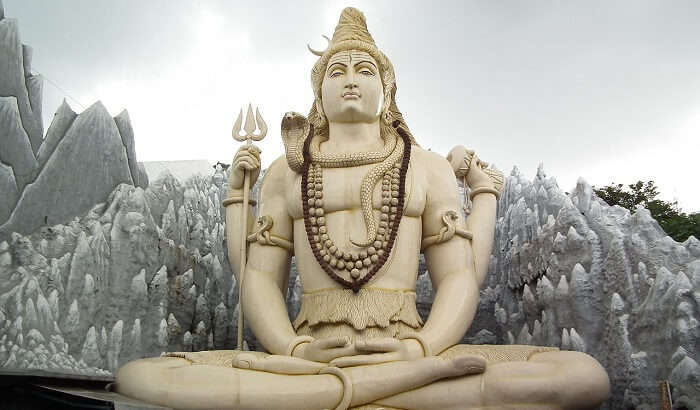 Soak in the serenity of Shiva Temple bangalore which is one of the best holy places to visit in Bangalore