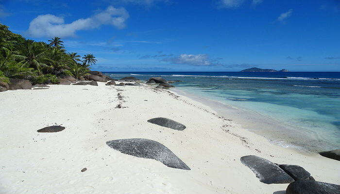 Silhouette Island