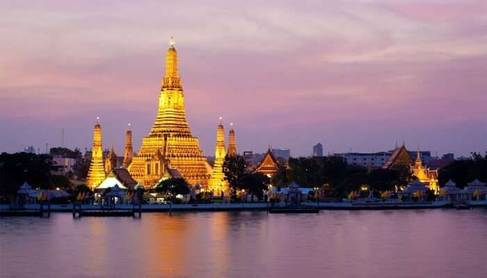 Travel on the Chao Phraya River