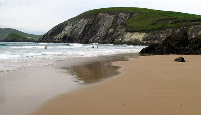 Coumeenole Beach